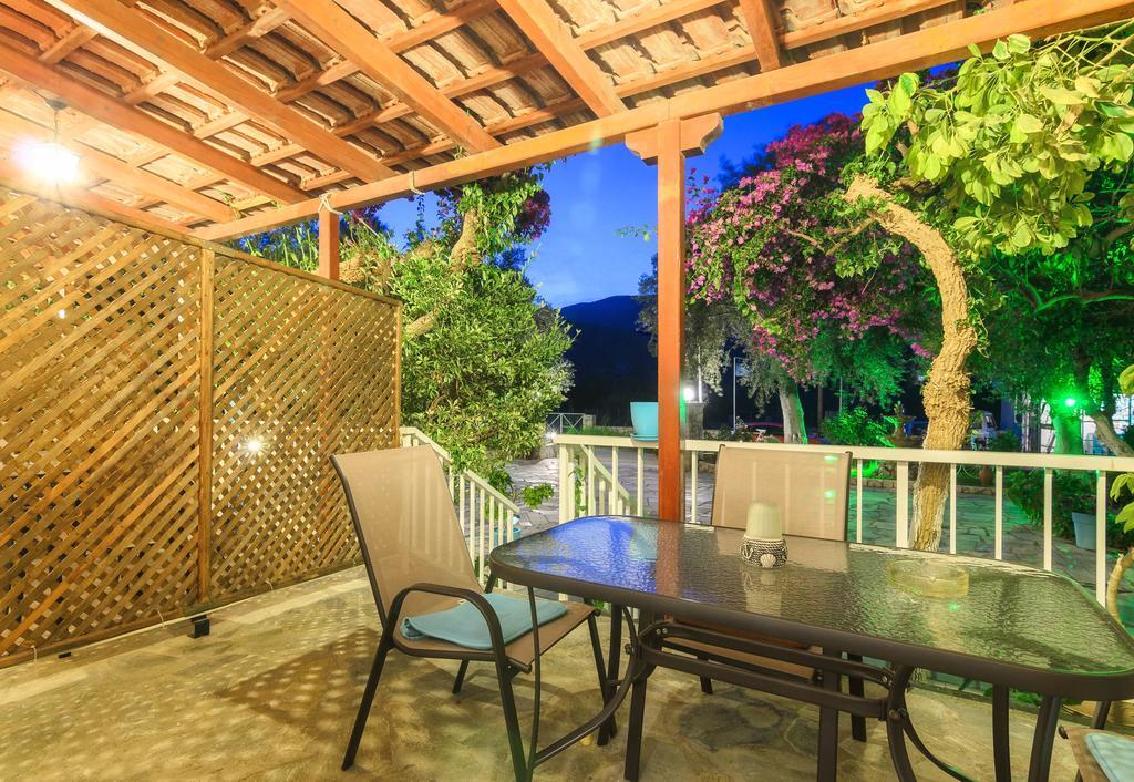 Stefanos Studios Keri Ngoại thất bức ảnh